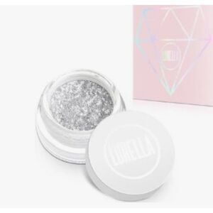 Diamond Eyeshadow - Icy